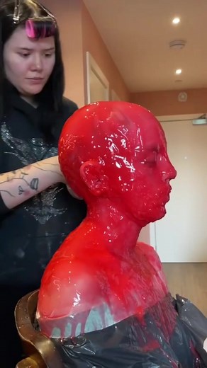 Got heads rolling in my new video project ❤️ head by @vanillabreastmilk #fyp #prosthetic #viral #makeup #halloween