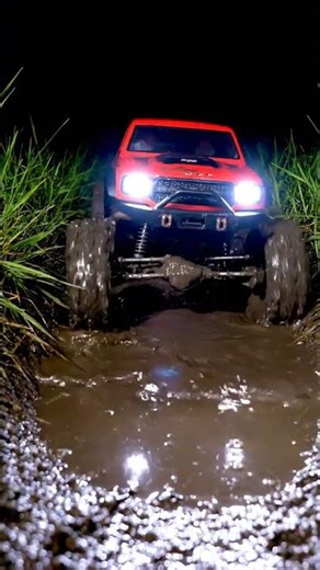 🤯 Insane RC Mudding! 🚜 Off-Road Action You Won't Believe! 💦