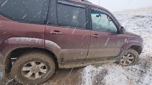 1.1M views · 8.5K reactions | Hai cu zapadaaaaa. Am auzit ca Toyotele nu ramân suspendate來 | Duster MCS | Facebook