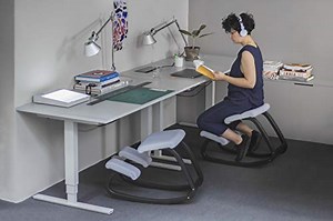 How to Sit in a Kneeling Chair Properly?