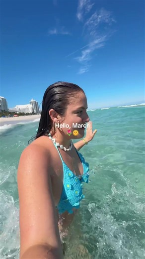 The month that spring returns!!!! I'm ready to be in the suuuun 🌞 #springinspo #march #springtime #floridagirls #beachgirlaesthetic