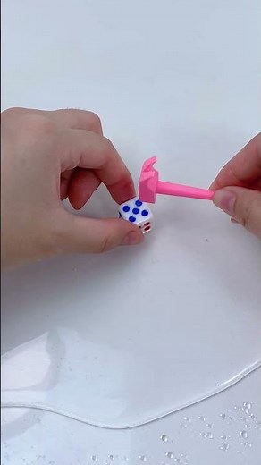 ASMR DIG A MYSTERY FUFUSQUISHY DICE KIT!!