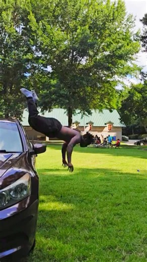 Hakizimana Innocent on Instagram: "Alien strength 💀 . (App: @calai.app use code: BUJA for discounts) . . . . . . . #Fitness #Workout #FitnessMotivation #FitLife #Health #FitFam #HealthyLifestyle #Training #Exercise #WeightLoss #FitnessJourney #GymLife #PersonalTrainer #StrengthTraining #Bodybuilding #HIIT #Cardio #HomeWorkout #FitnessTips #GetFit #Wellness #FitnessGoals #FitnessAddict #FitInspiration #FitnessCoach #FitnessCommunity #FitnessTransformation #FitnessChallenge #FitnessLifestyle #Fit