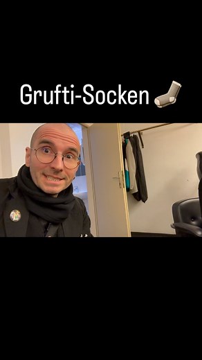 15K views · 602 reactions | Welche Socken tragen Gothics? 驪 @amphifestival @wgt_leipzig @wavegotiktreffen @wave_gotik_treffen @wave.gotik.treffen | Dr. Mark Benecke | Facebook