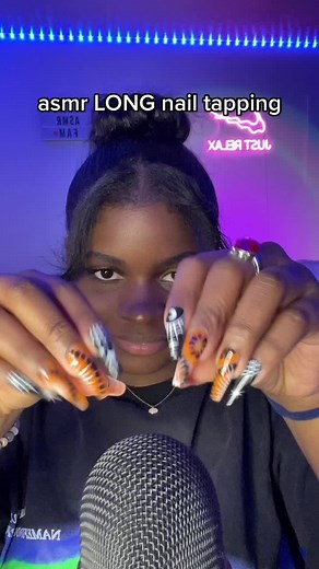 Relaxing ASMR Nail Tapping with Long Fake Nails