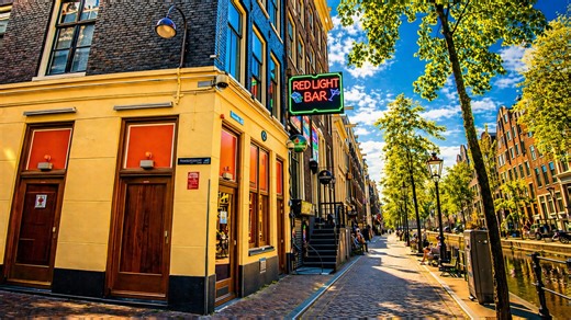 Walking through Amsterdam Red Light District (4K)