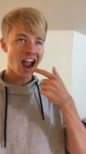 Old Vine LOLZ 😃😃 #comedy #Dennis | dennys