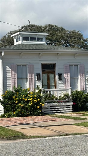 35 reactions · 6 comments | Throwing it back to one of our favorite (and most unique!) projects to date ✨ We love getting to walk past all of our beautiful past projects on the East End, each one reminds us why we love what we do! #EastEndCharm #DesignGoals #BeforeAndAfter #InteriorDesign #EmilysDesignCenter #DesignInspo #GalvestonDesign #historical | Emily's Design Center and Boutique | Facebook