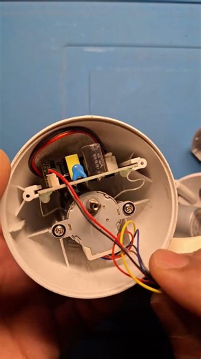 Inside a light Bulb security Camera 👇 #shorts #v380pro #lightbulb #securitycamera #diy #cctv