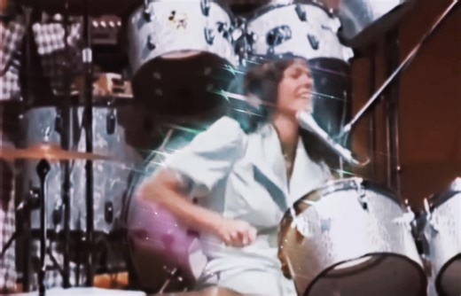 27K views · 2.2K reactions | Carpenters Karen Carpenters very happy playing her drums Full HD ( High Definition) #1973 #foryou #superstar #ineedtobeinlove #closetoyou #Carpenters #viral #karencarpenterforever #drummer #misskarencarpenter #unique #CarpentersLegacy #Carpenters #KarenCarpenter #RichardCarpenter #nostalgia #70smusic #70s #viraliza #leadsister | Carpenters O Musical | Facebook