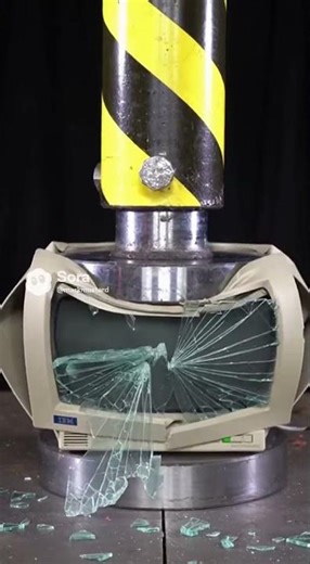 Hydraulic press - IBM CRT monitor 🖥️ #shorts