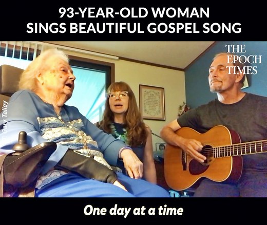 Absolutely beautiful singing. She is an awesome singer especially for her age. Credit: Gary Talley - https://www.youtube.com/watch?v=QNc6WI636XU | Bright