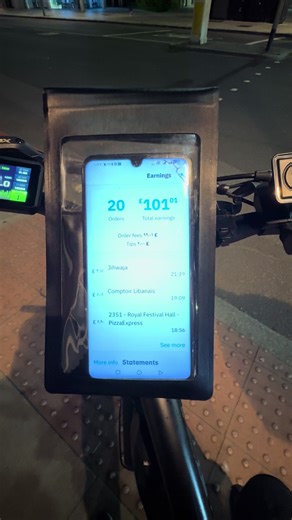 سلسلة توصيل الطلبات في لندن Working with Deliveroo #coindriver #london #food #Uber