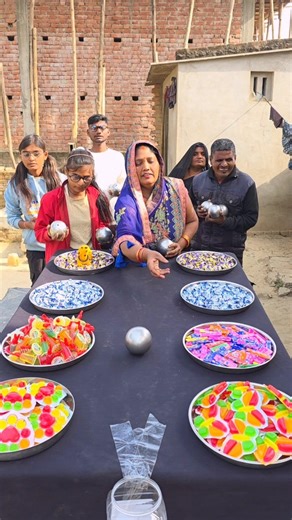 Steel Ball Roll Challenge: Winner Gets All the Jelly! 😋✨