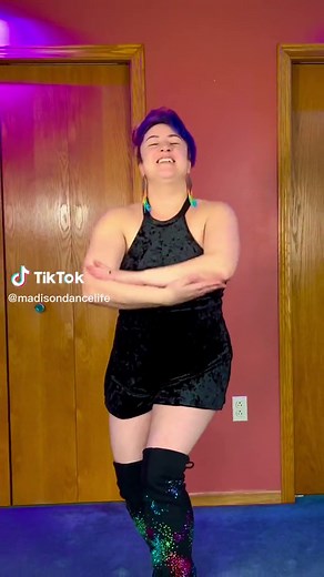 Learn the Latest Dance Moves with This Easy Tutorial!