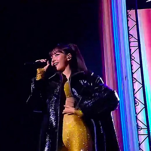 LISA’s LIVE VOCALS for SG Surprise Performance with @DJ Snake at #galapiecesjaunes ✨ #LISAxPIÈCESJAUNES2024 #SoloistLalisaReturn #lisa #lalisa #money #sg #fyp