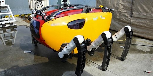 Huge Six-Legged Robot Crabster Goes Swimming