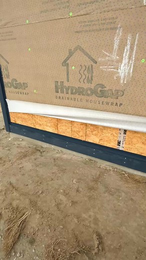 Diamond Kote Starter Board Install Tip #diamondkote #siding #hydrogap #dripcap #flashing #shorts | Anthony C.Walker