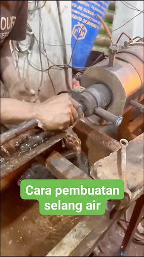 1.7M views · 5.8K reactions | Cara pembuatan selang air #tutorial #reels #reelsfyp #reelsedukasi #babetrans #videohiburan #videokreatif | Rasty Yulia | Facebook