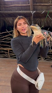 Best caption wins 🐊 | Laura León