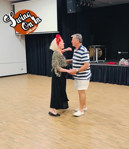 ✨ This Week’s Swing Class Recap! ✨ We focused on flow, spring-loading, and that all-important rebound energy, the secret ingredients to keeping your dancing light and full of life! 💫 We revisited some favourites shoulder rolls, Jay turns, and pick-ups and added a quirky little move that reminded us of the old Victor lawnmower “zip start” for a bit of fun! 😄 This week’s key takeaways: 💃 Follows: Commit to your turns, follow the frame and connect to your partner through frame, own that movement
