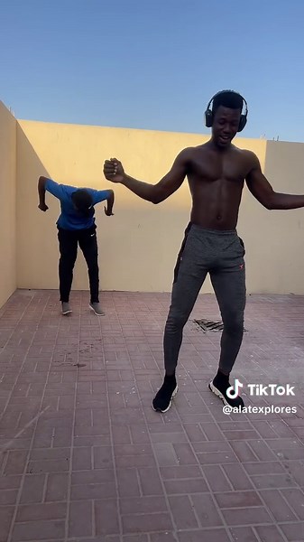 Mastering Impressive Dance Moves: A Beginner's Guide