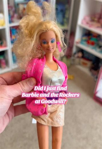 I found 1986 Barbie from Barbie and the Rockers at Goodwill today! She was $4.99, completely dirty and ready to go to the heyyalldolls spa! I love finding all the dolls from my childhood again 💖 @barbie #barbie #barbieandtherockers #vintagebarbie #goodwillfinds #80sbarbie