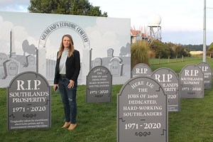 Headstones to give politicians message