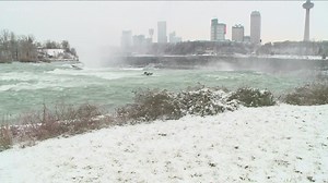 Car plunges over Niagara Falls following damaging wind storm