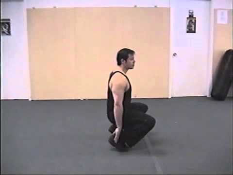 Senshido: Richard Dimitri- How To Do A Hindu Squat PROPERLY