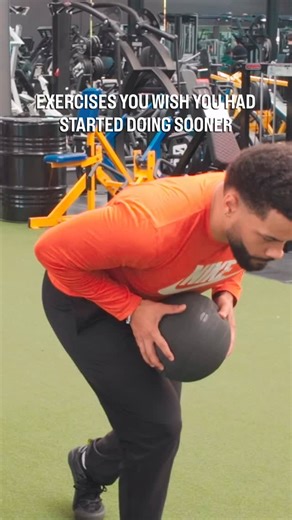 Kai Hunter🇩🇪🇺🇸 on Instagram: "You’re not slow because you’re unathletic. It’s a force problem. Most athletes struggle with acceleration and first-step speed because they only train sprinting, not force production and force direction. True speed development starts with horizontal force, proper shin angle, and the ability to project force forward into the ground. That’s exactly why the med ball push to sprint works so well. It trains acceleration mechanics, improves first-step explosiveness, a