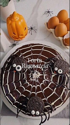 Torta Ragnatela al Cioccolato 🎃 | Dolce di Halloween Facile e Goloso #ricettefacili #cucinafacile