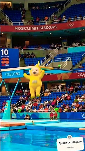 Teletubbies swimming
