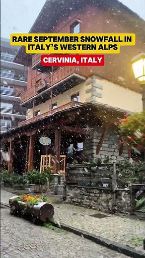 ❄️ Rare September snow in Italy’s Western Alps 🇮🇹 in Cervinia at 1,800m. #ClimateCrisis #Italy