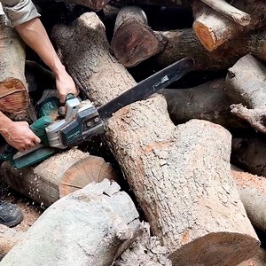 10K views · 118 reactions | Great Way To Turn A Tree Stump Into A Unique Dining Table | WT Team Woodworking | Facebook