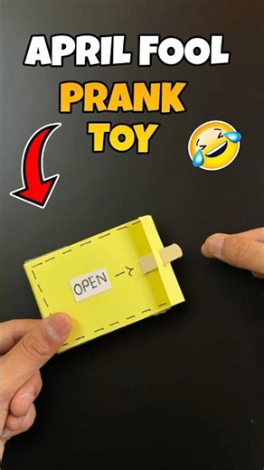 Make a April fool Prank Toy 🤩