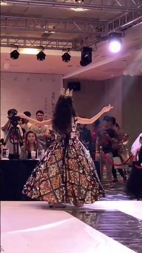 7-Year-Old Little Model Xu Yushan | Kids T-Stage Runway | Cute & Stylish Young Star