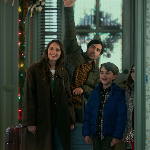 LSA Exclusive: Felicity Jones & Jason Schwartzman embrace the drama in ‘Oh. What. Fun.’