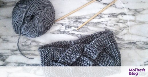 DIY: Φτιάξτε πλεκτές κορδέλες για το κεφάλι - Δείτε πώς (vid & pics)