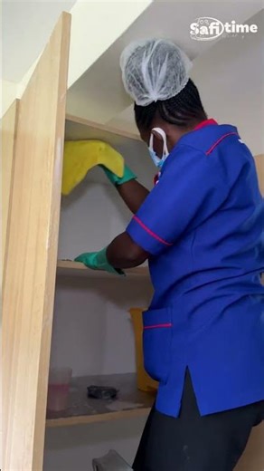 Kitchen cleaning service? #kitchenhacks #deepcleaning #kitchencleaning #cleaning #cleaningservice