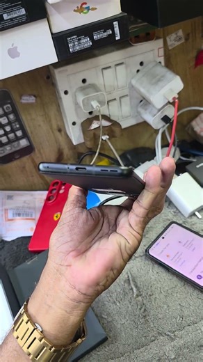 ONEPLUS 10 PRO 5G MOBILE 8GB RAM 128GB BOX AVAILABLE RS 11500. PH 8056 161371.