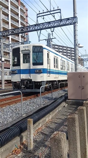 東武8000系81110編成