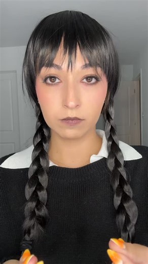 Delaney | Skincare & Beauty Videography | UGC on Instagram: "Wednesday Addams Halloween Makeup Inspo 🖤😈 #halloweenmakeup #halloweenmakeupideas #halloweenmakeuplook #halloweenmakeuplooks #halloweencostume #halloweencostumeideas #easyhalloweenmakeup #easyhalloweencostume #wednesdayaddams #wednesdayaddamscosplay #addamsfamily Wednesday Addams makeup look, easy Halloween makeup look, Halloween makeup ideas, Halloween costume ideas, easy Halloween makeup inspo, the Addams family"