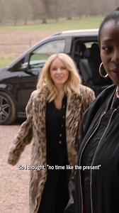 What happened when THE Kylie Minogue turned up at The Button House. | Comic Relief