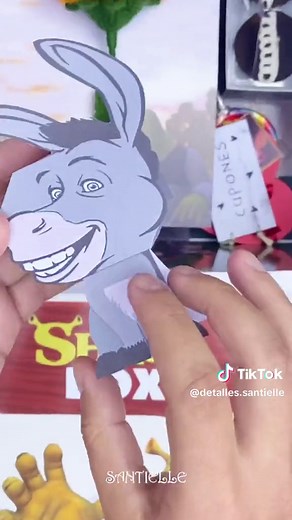 Unboxing de la Shrek Box: ¡Descubre sus Sorprendentes Contenidos!