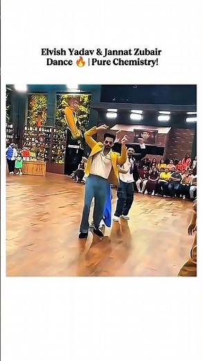 Elvish Yadav & Jannat Zubair Dance 🔥😍 | Viral Chemistry Moment #Shorts