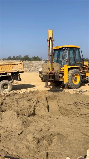 Backhoe Loader in Action | Precision Earth Excavation Work🚜#youtubeshorts