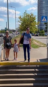 Kind-Hearted Girl Helps Blind Man | Pretty Makeup