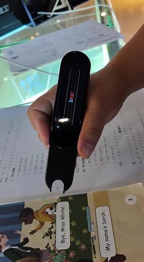 步步高扫描笔，屏幕大！字体大！识别快！发音准！