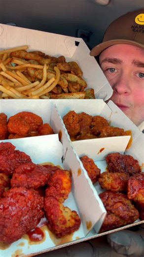 Buffalo Wild Wings Spice Levels 🍗 @Buffalo Wild Wings Mild, Medium, Hot and Blazin’ Boneless Chicken Wings, Challenge, Ranch #mukbang #food #asmr #viral #new